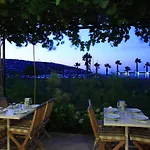 Catamaran Hotel Gündoğan