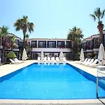 Catamaran Hotel Gündoğan