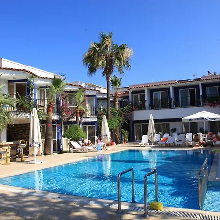 Catamaran Hotel Gündoğan