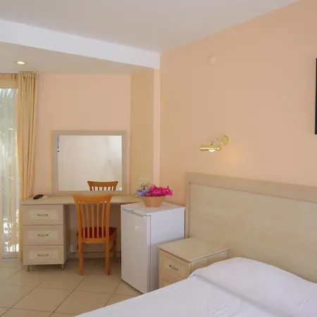 Hotel Catamaran